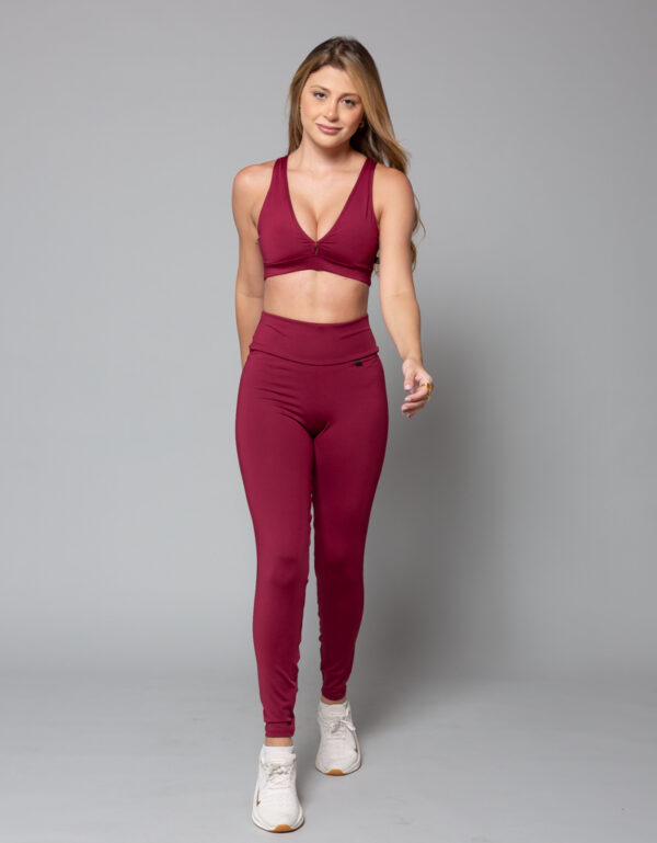Conjunto Sport V Cor Vinho Feminino Conjunto Sport V Com Calça Feminino